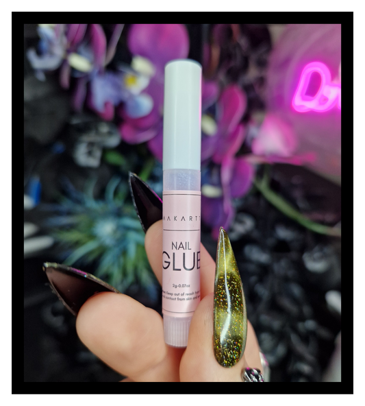 2G MAKARRT NAIL GLUE