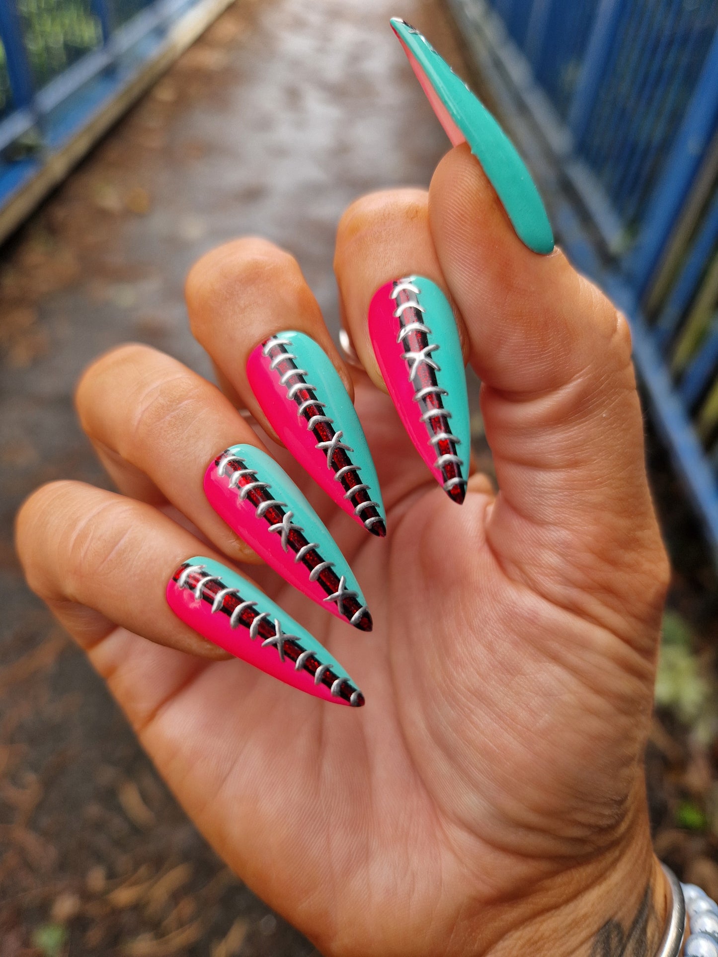 MONSTER HIGH