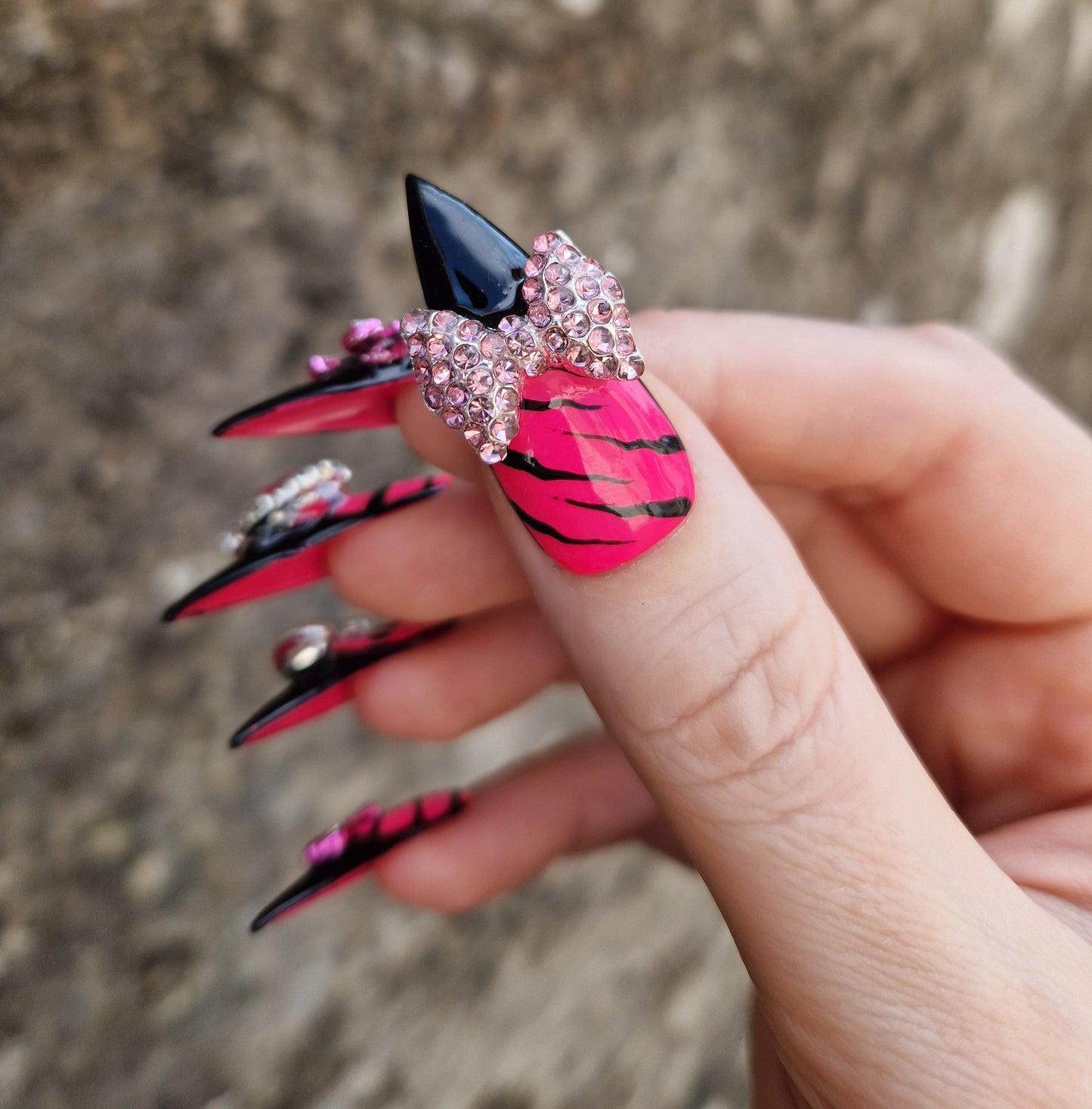 COUTURE